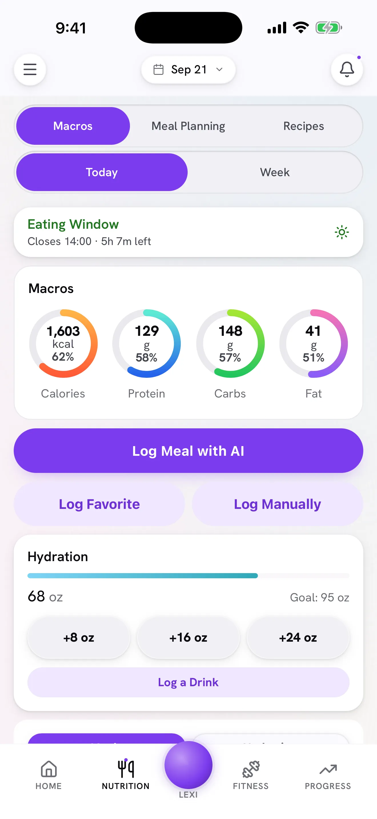 Today's macros: calories, protein, carbs and fat against the day's target, with hydration below.